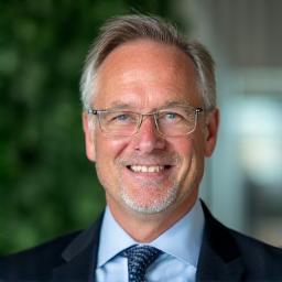 Porträt von Dr. Klaus Schmidt